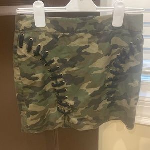 Forever 21 baseball camo skirt